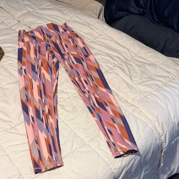 Stylish Pink and Purple Patterned Leggings and Sports Bra - Picture 3 of 7